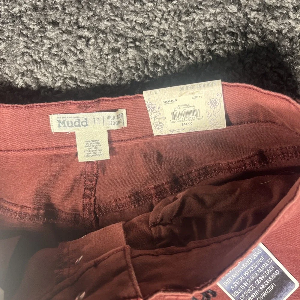Mud Size 11 High-Rise Jagging's New With Tags‎ Cut Off Bottom Bottoms Red Rust